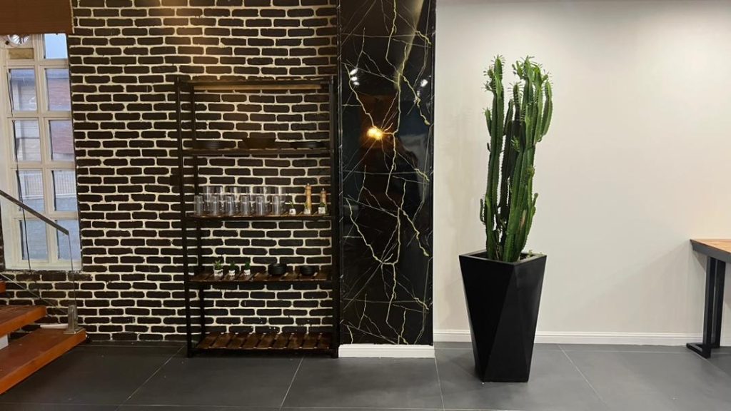 808e95f7-4afd-4ce3-bf0b-194a7aeb45f8