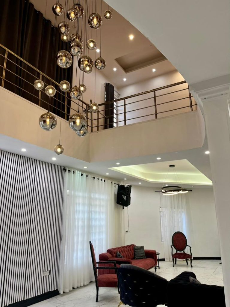 585d3ae0-b339-4353-9819-90197533da5d