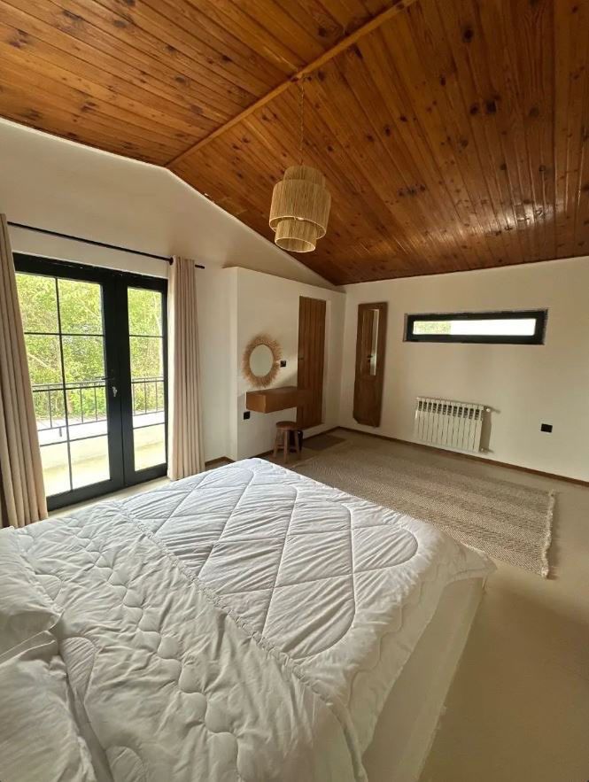 7d3d76e4-d5b1-4577-9ebc-bfcc21fd961b