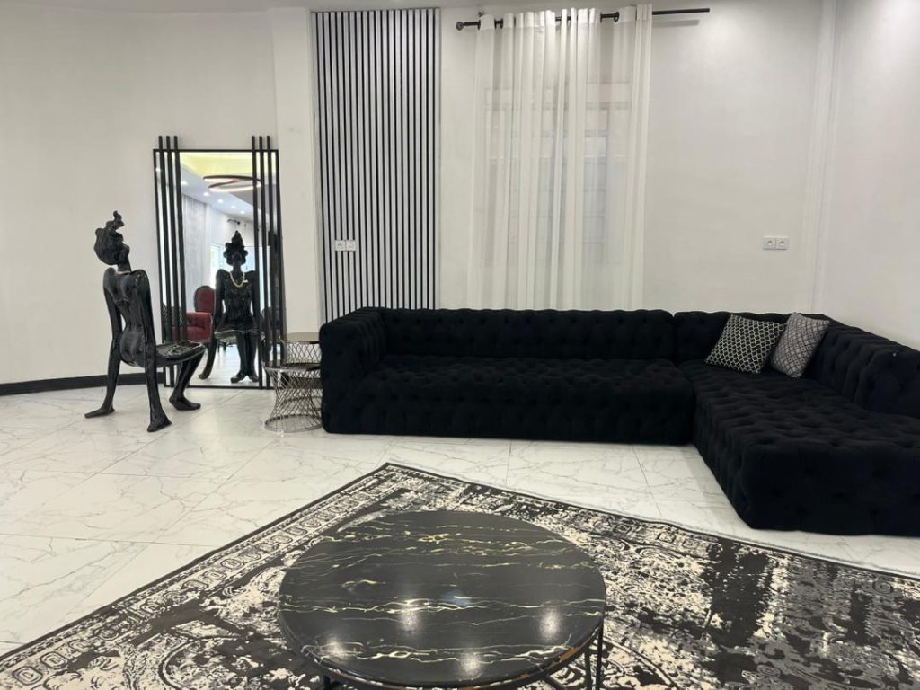 8c93cf67-3d7f-436a-a6ea-fad80f114fb4