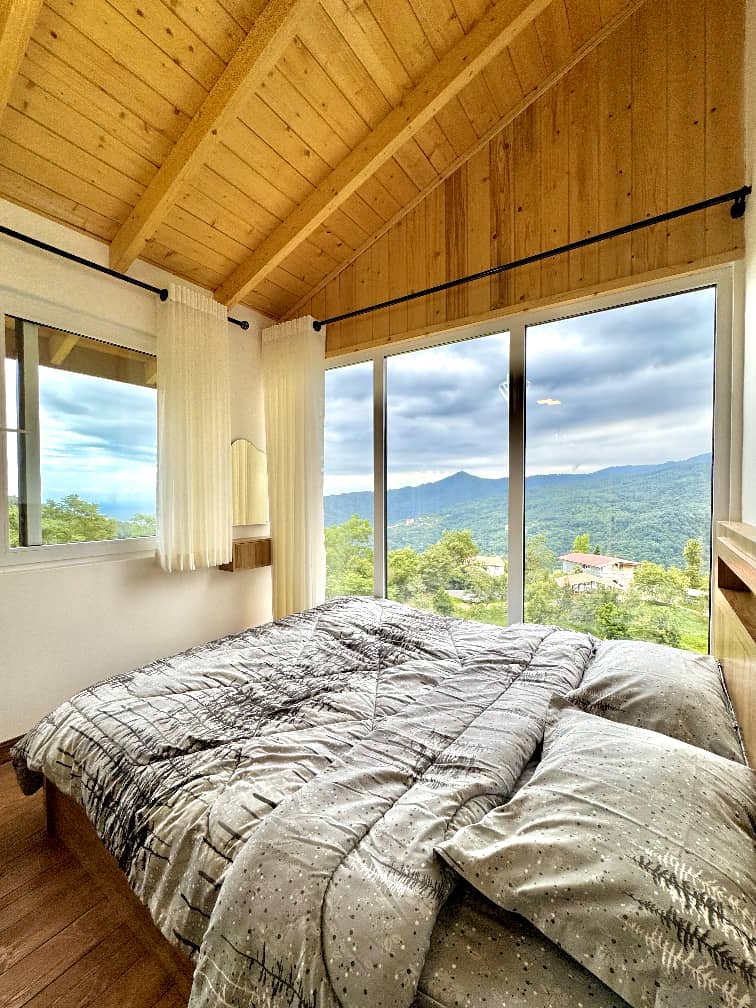 c7d2b772-1de5-49ca-82b2-1cd574417950