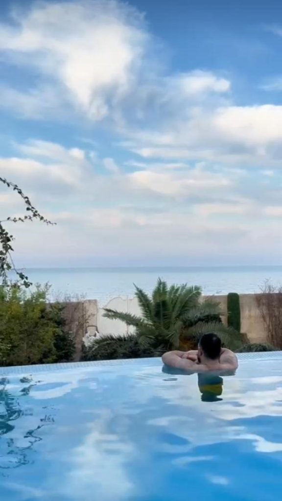 c886d306-f85e-49d7-ac9c-54e0519adbed