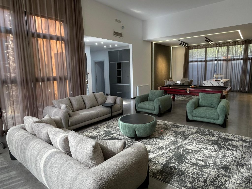 d3935517-30c6-48ef-90b6-670663e333ca