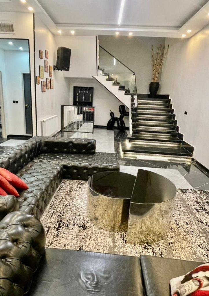 982bdf1e-4fdc-4234-9471-fbd308e01acb