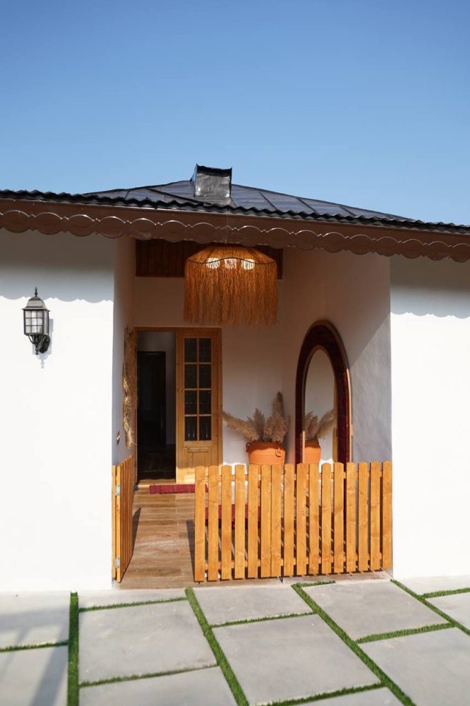 d030ecc9-b3d3-4e54-930e-0c2b09de2a08