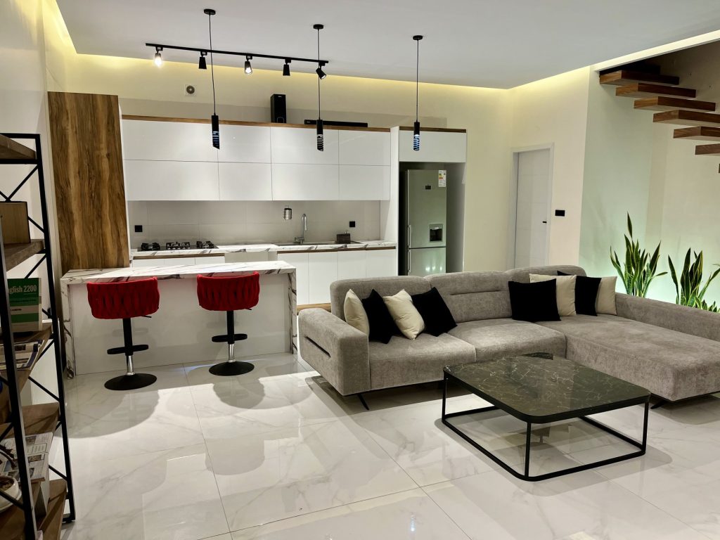 0d9611c4-681f-456a-b3c3-6527c2e65739